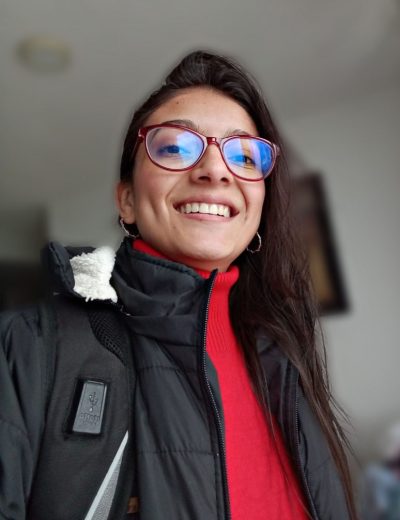 Ángeles Alarcón Osorio, your partner in crime of languages